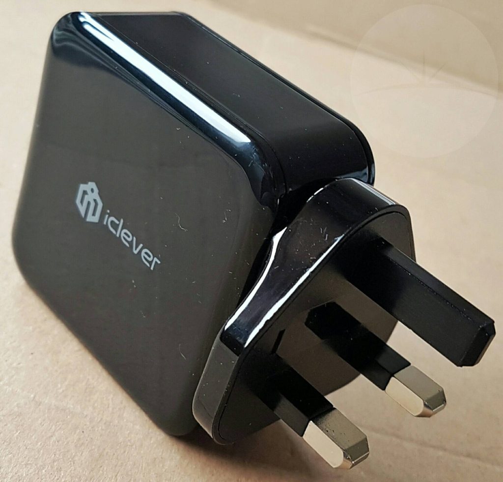 iClever Boostcube 4-port