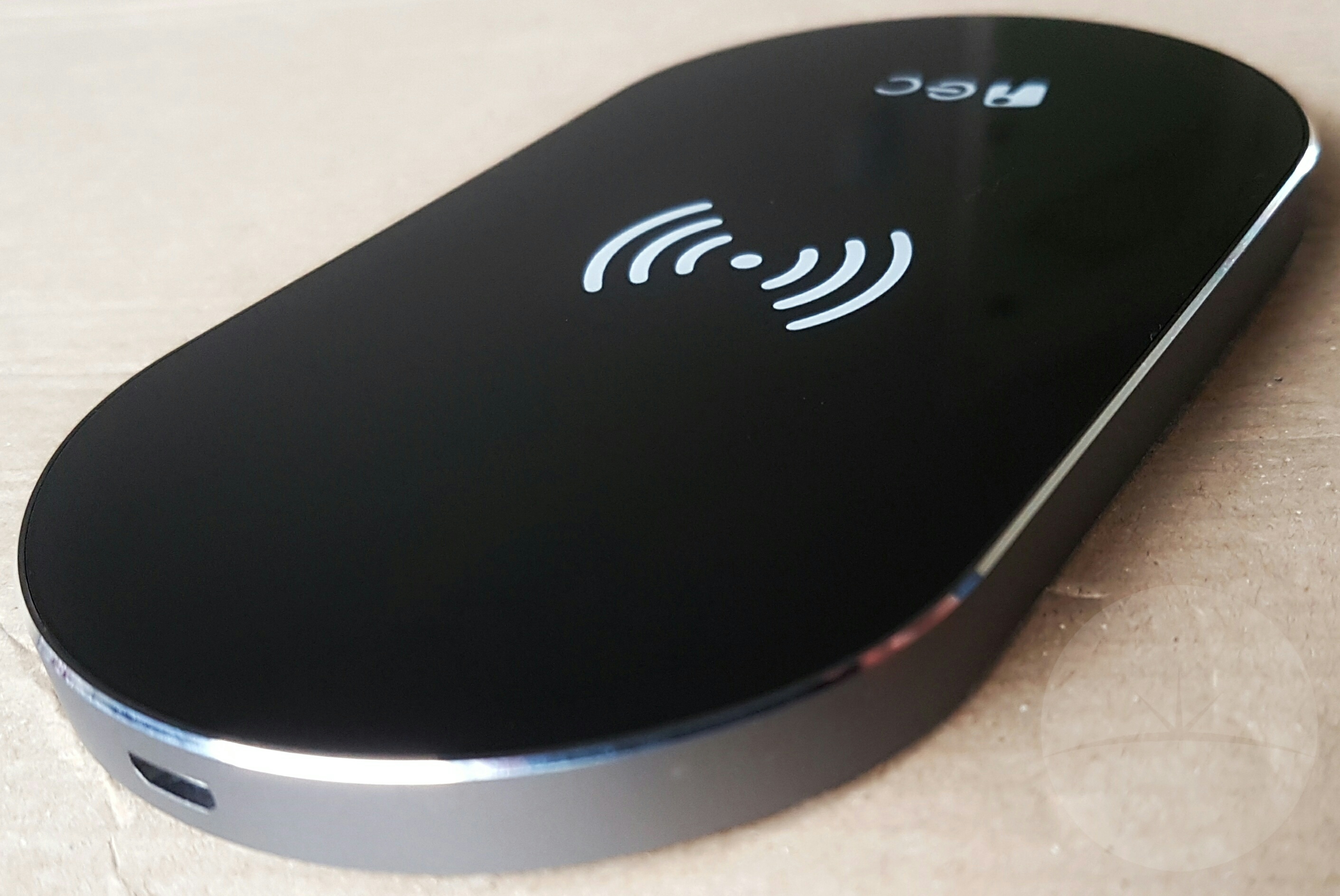 review-ec-technology-qi-wireless-charging-pad