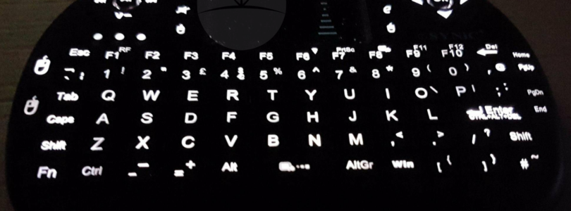 esynic-keyboard-trackpad-lit