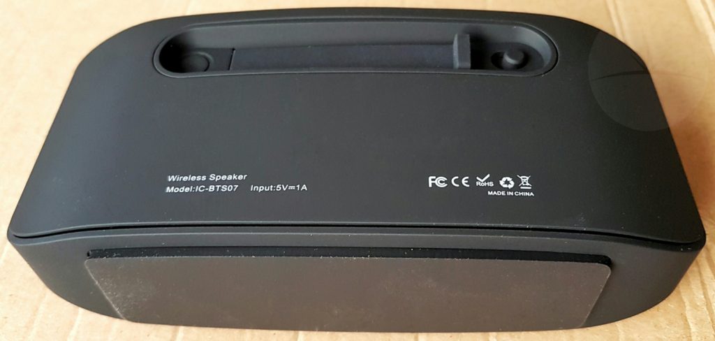 iClever BTS07 Speaker - Back