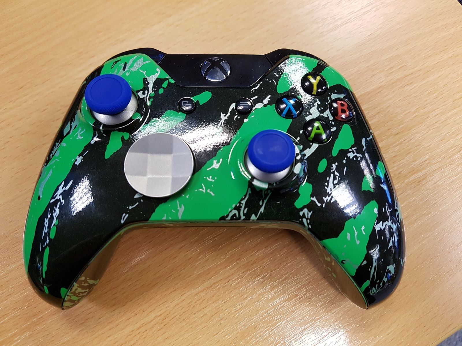 evil controllers xbox one