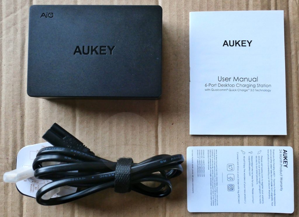 Aukey PA-T11 - Contents