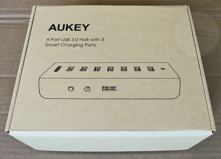 Aukey USB Charging Hub - Box