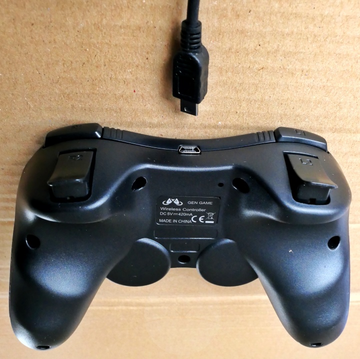 MallTEK Game Controller - Back