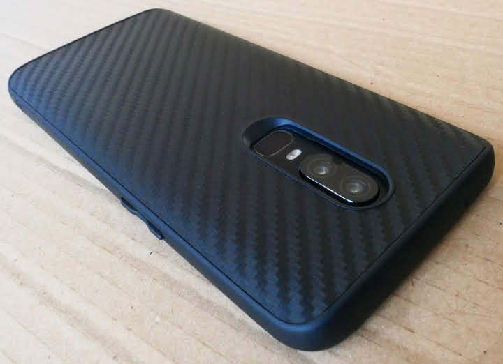 Rhinoshield SolidSuit OnePlus 6 - Carbon Fiber Rear