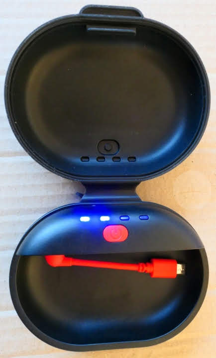 Dodocool Headphone Charging Case - Open