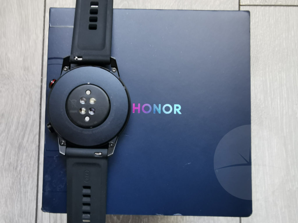 honor magicwatch 2 review back sensors