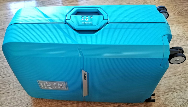 Samsonite Magnum Spinner