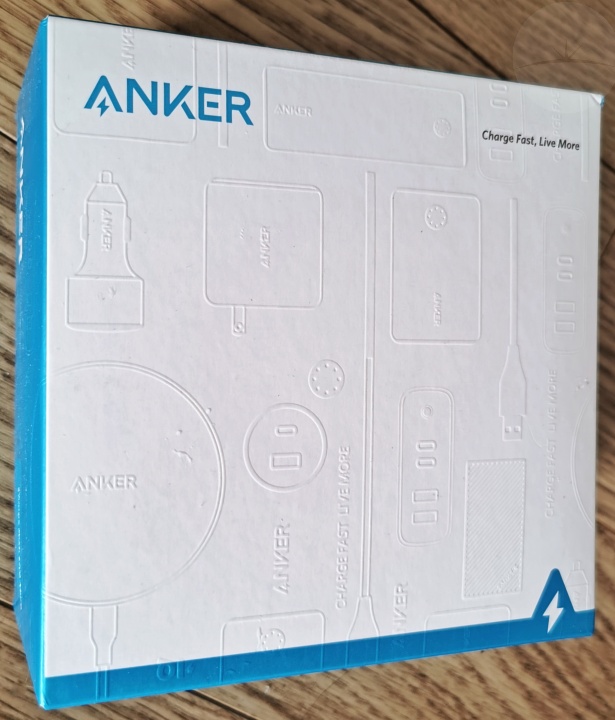 Anker PowerPort Atom III Slim - Box
