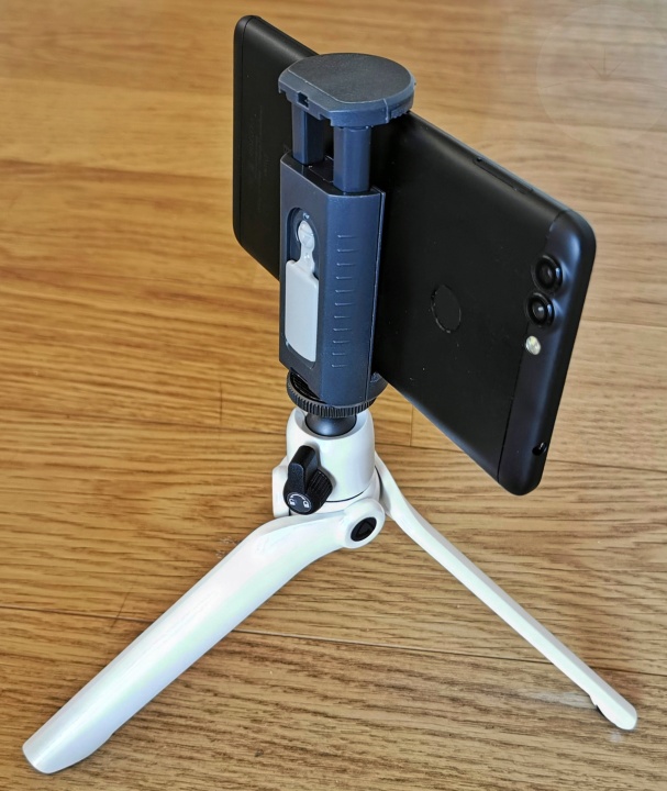 Vanguard Vesta TT1 Tabletop Tripod - Smartphone