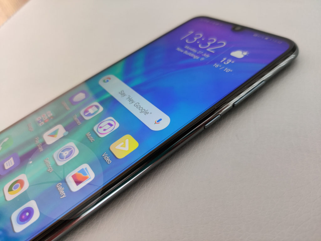 Smartphone Review - HONOR 20e 2