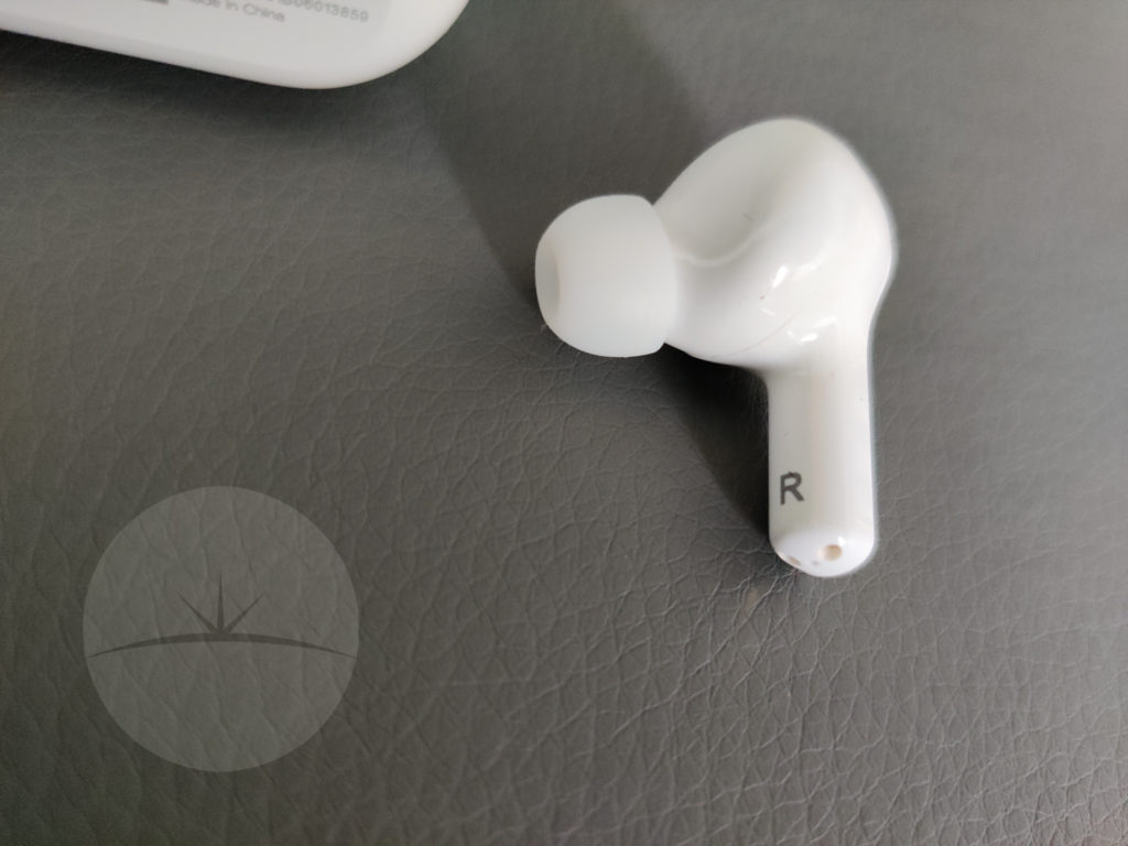 HONOR True Choice Earbuds one