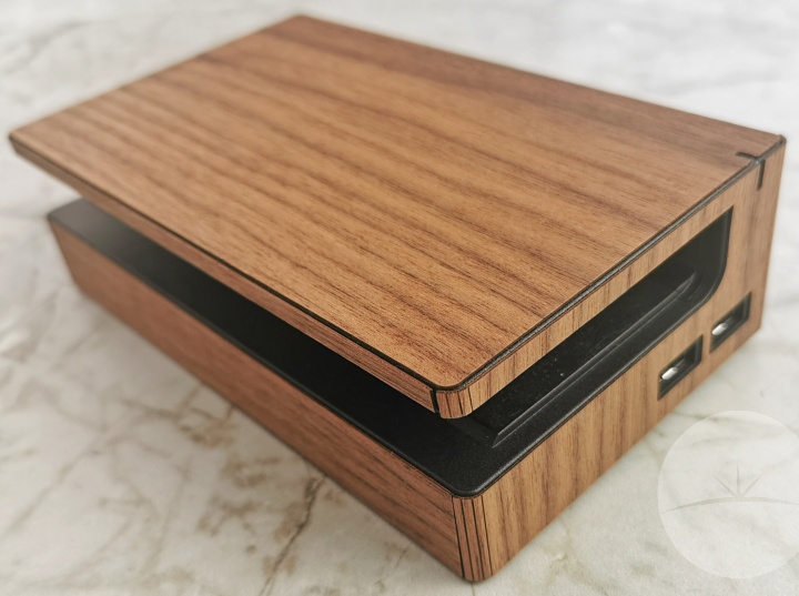 Nintendo Switch, OLED & Switch Lite Wood Cover - Toast